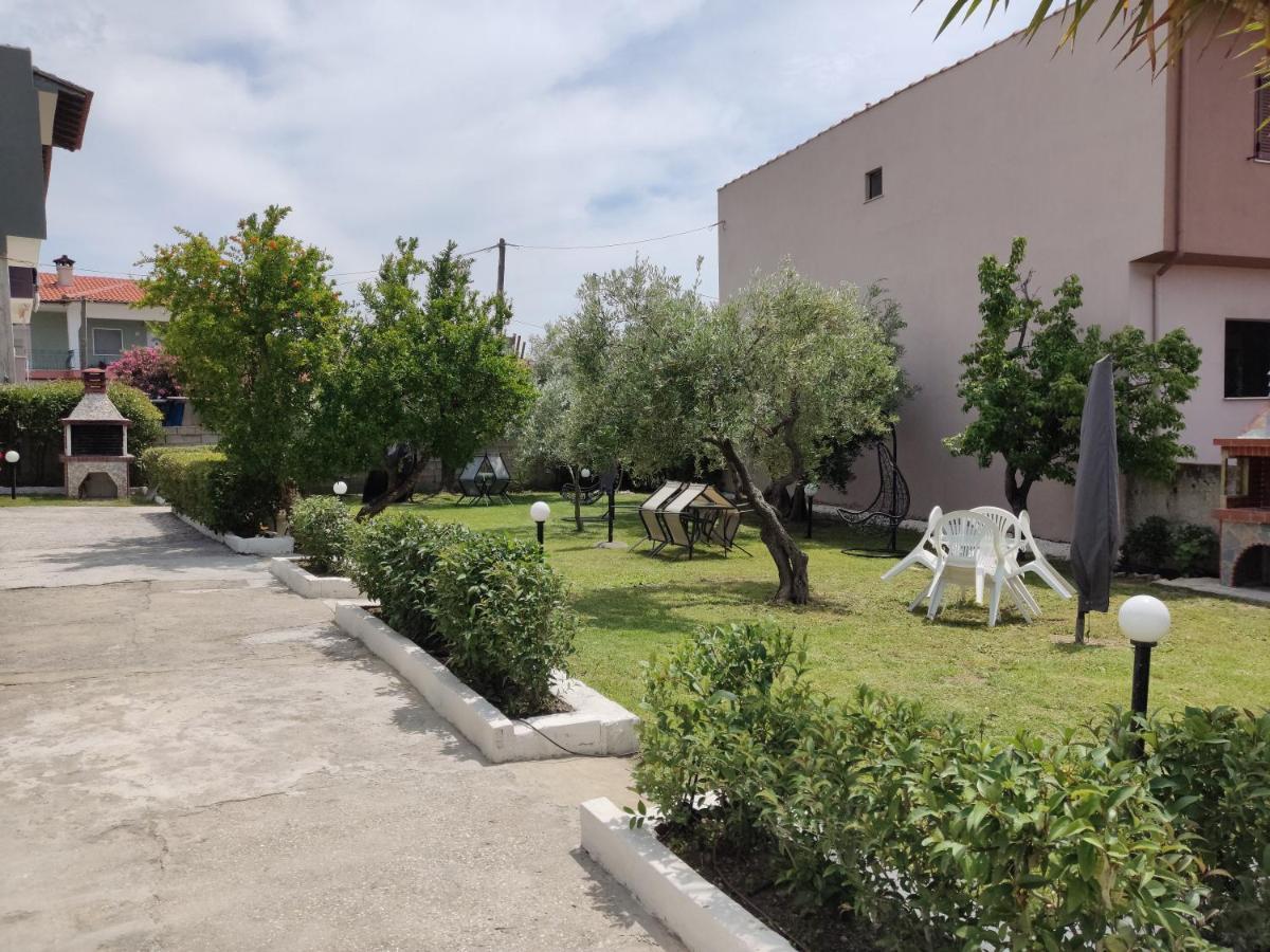 Villa Elina House And Garden Nikiti  Esterno foto